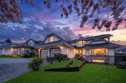 9072 Briar Rd, Burnaby, BC, V3N4W8 | Card Image