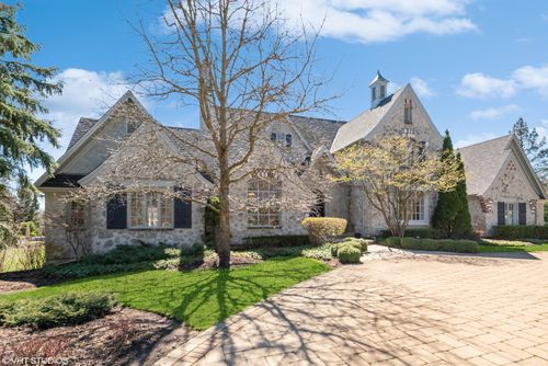 34W033 White Thorne Rd, Wayne, IL, 60184-2233 | Card Image