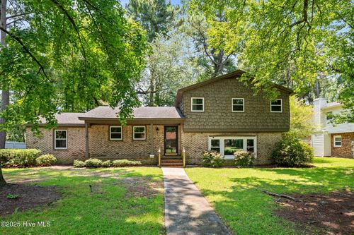 208 Greenwood Dr, Greenville, NC, 27834-6828 | Card Image