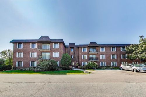 apt-206-100 Clubhouse Ln, Lake Zurich, IL, 60047-2110 | Card Image
