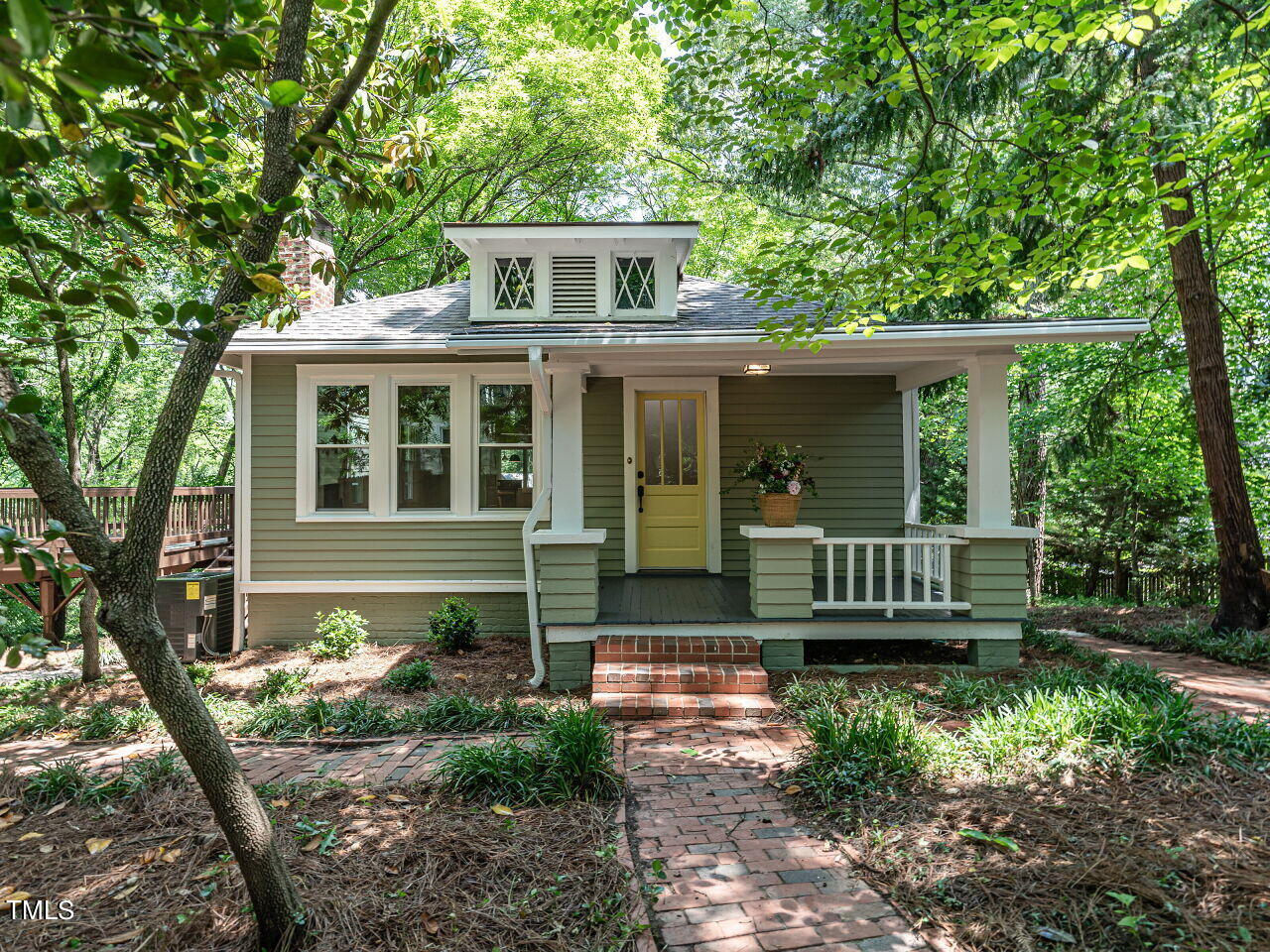 Cobb Ter, Chapel Hill, NC 27514