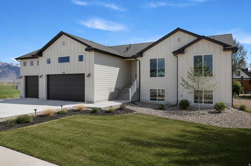2-5583 W 9400 N, Elwood, UT, 84337 | Card Image