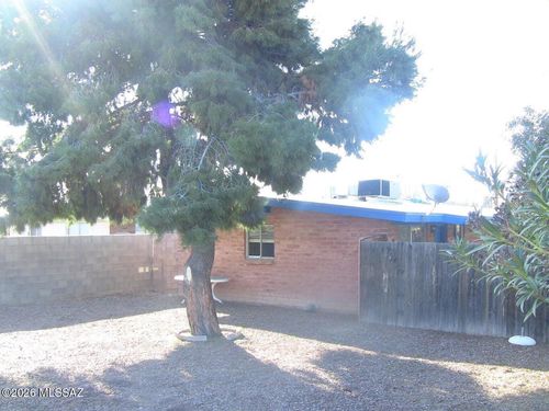 1and2-3237 E Patricia St, Tucson, AZ, 85716-1927 | Card Image