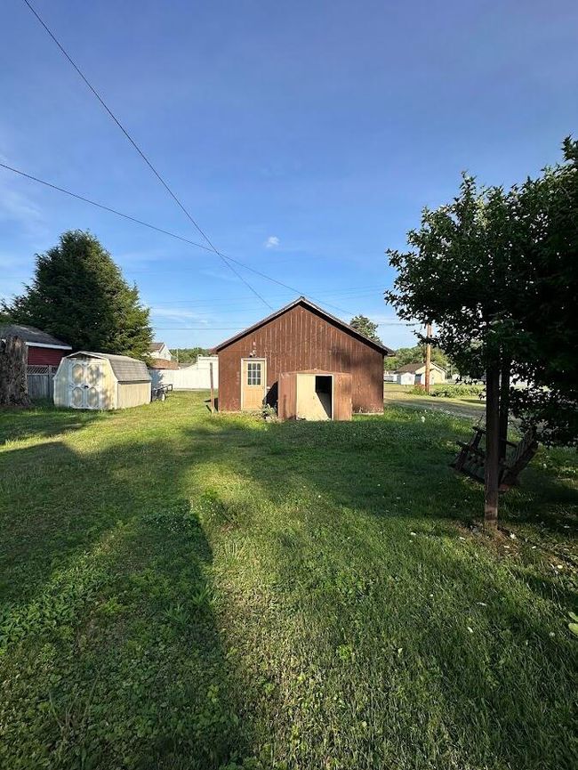 Yard | Image 15