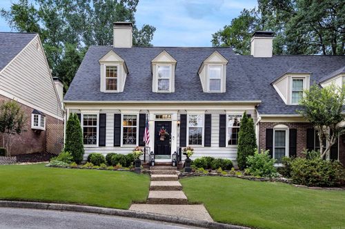 2 Windsor Court, Little Rock, AR, 72212 | Card Image