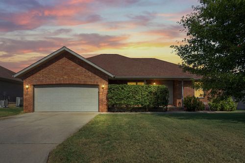 875 W Linwood Ave, Nixa, MO, 65714-8983 | Card Image