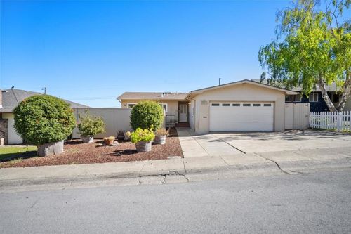 486 Hawthorne Avenue, San Bruno, CA, 94066 | Card Image