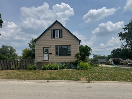 3045 Morgan St, Steger, IL, 60475-1073 | Card Image