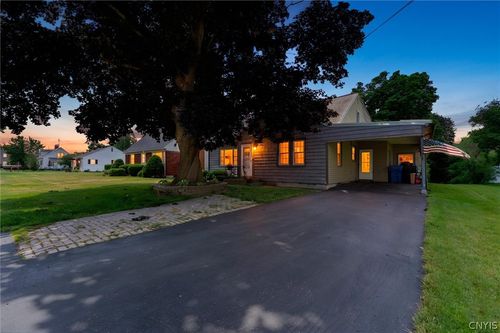8 Glyndon Ave, Cortland, NY, 13045-1114 | Card Image