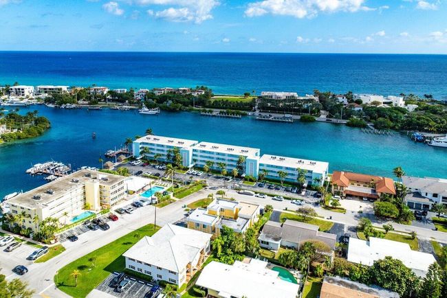 APT-8C - 2772 Ne 30 Th Ave, Condo with 2 bedrooms, 2 bathrooms and null parking in Lighthouse Point FL | Image 4