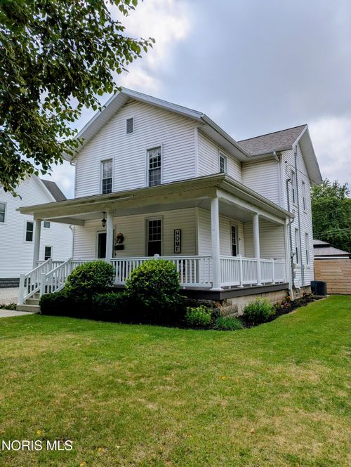 415 Vine St, Archbold, OH, 43502-1228 | Card Image