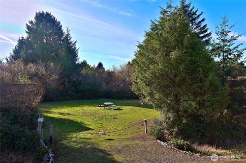 179 Calawah St Sw, Ocean Shores, WA, 98569-9556 | Card Image
