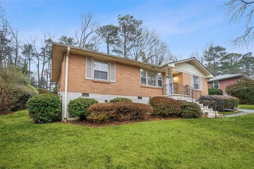 1068 Willivee Dr, Decatur, GA, 30033-4132 | Card Image