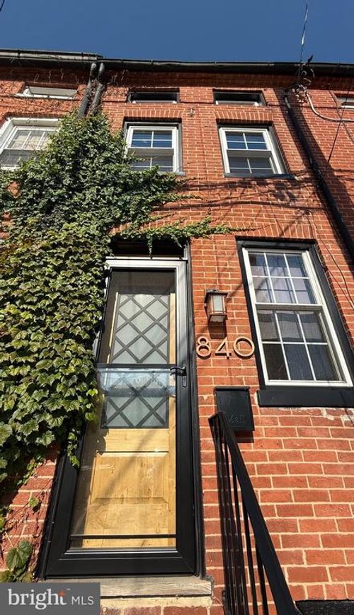 840 Tyson St, BALTIMORE, MD, 21201-4805 | Card Image