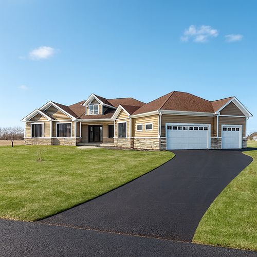 10705 Clearwater Way, Huntley, IL, 60142-8619 | Card Image