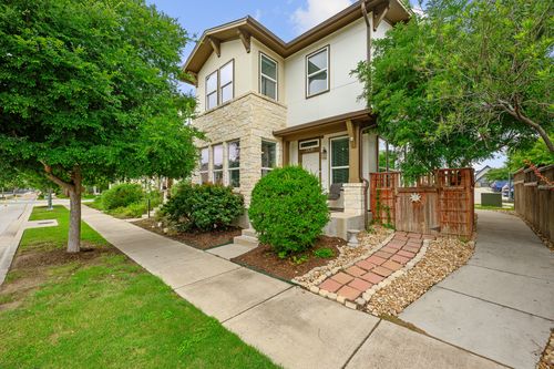 2506 Zach Scott St, Austin, TX, 78723-5520 | Card Image