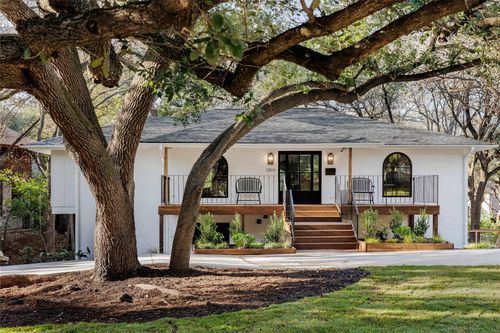 2804 Deercreek Cir, Austin, TX, 78703-1115 | Card Image
