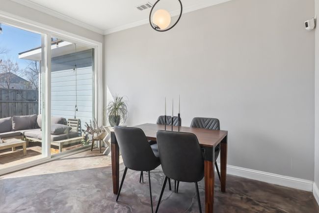601 N Lancaster Ave, House other with 3 bedrooms, 2 bathrooms and null parking in Dallas TX | Image 9