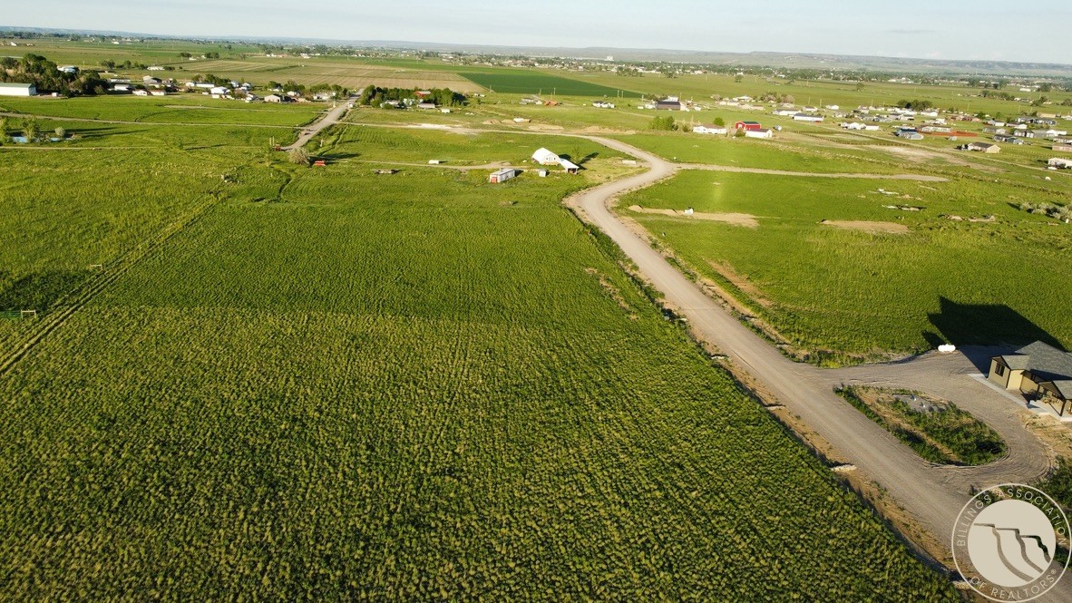 Land in Shepherd
