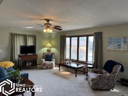 408 King St, Bedford, IA, 50833-1442 | Card Image