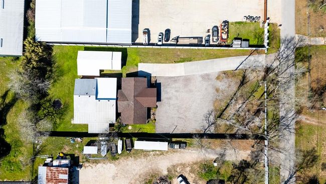 29519 W Hawthorne Dr, House other with 3 bedrooms, 2 bathrooms and null parking in Spring TX | Image 4