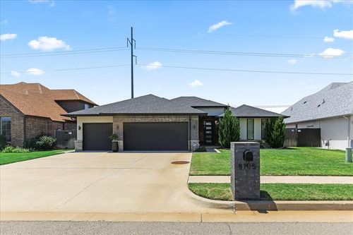 8105 Cloverdale Way, Yukon, OK, 73099 | Card Image