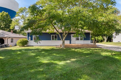 3118 Cleveland Ave, Saint Joseph, MI, 49085-2325 | Card Image