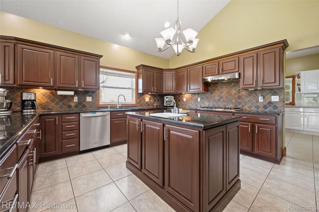 8922 McClement Rd.404.jpg | Image 10