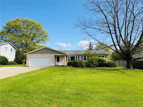 2281 Weymouth Road, Hinckley, OH, 44233 | Card Image
