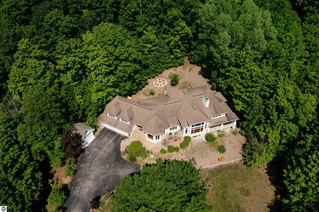 3970 N West Torch Lake Dr, House other with 4 bedrooms, 5 bathrooms and null parking in Kewadin MI | Image 5