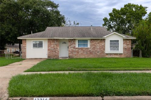 12314 Flushing Meadows Dr, Houston, TX, 77089-6620 | Card Image
