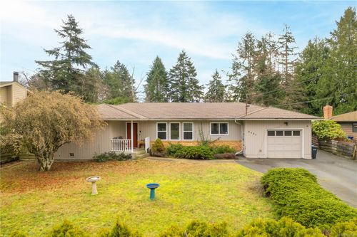 6531 Dover Rd, Nanaimo, BC, V9V1A6 | Card Image