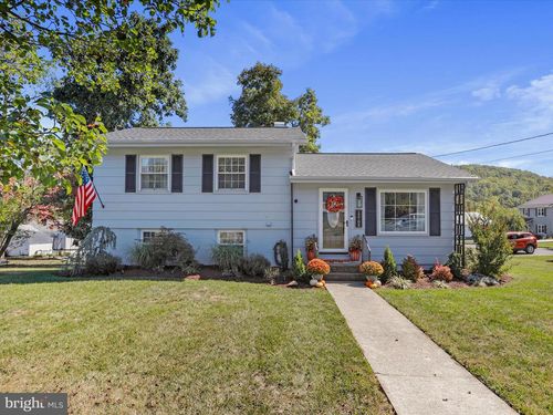 15708 Downing St Sw, CRESAPTOWN, MD, 21502-5821 | Card Image