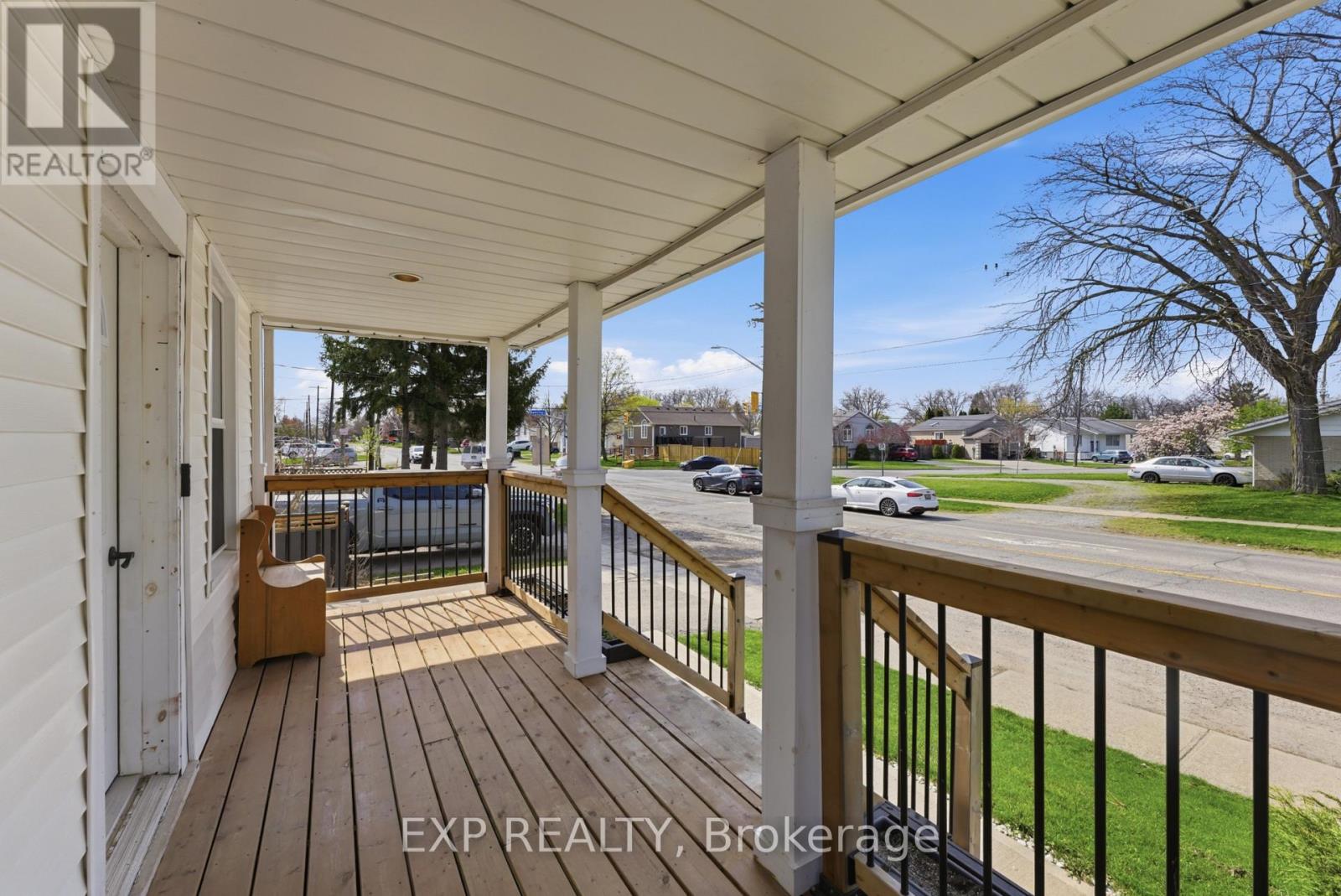 Residential in St. Catharines (Carlton/Bunting) 4