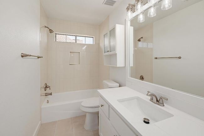 3rd bathroom on the second floor | Image 27