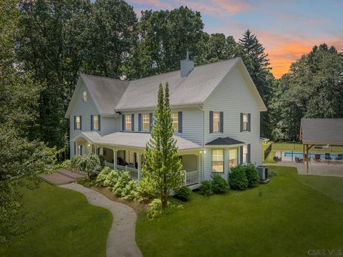 16 Mcdowell Rd, Ligonier, PA, 15658-2041 | Card Image