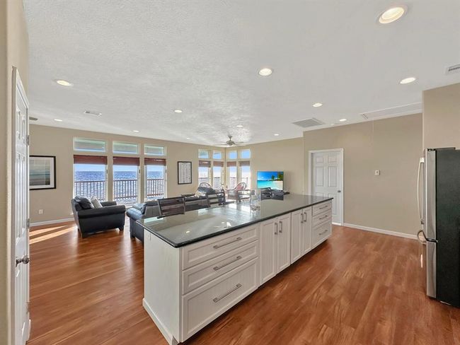 126 Linda St, House other with 4 bedrooms, 3 bathrooms and null parking in Anahuac TX | Image 34