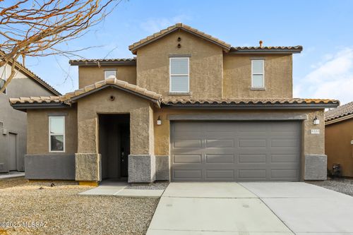 8533 W Magpie Pl, Tucson, AZ, 85757-7959 | Card Image