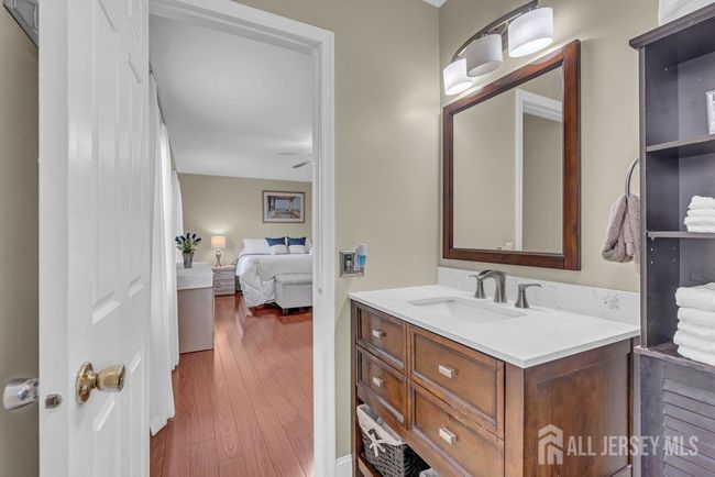 51 Sturbridge Dr, House other with 5 bedrooms, 4 bathrooms and null parking in Piscataway NJ | Image 37