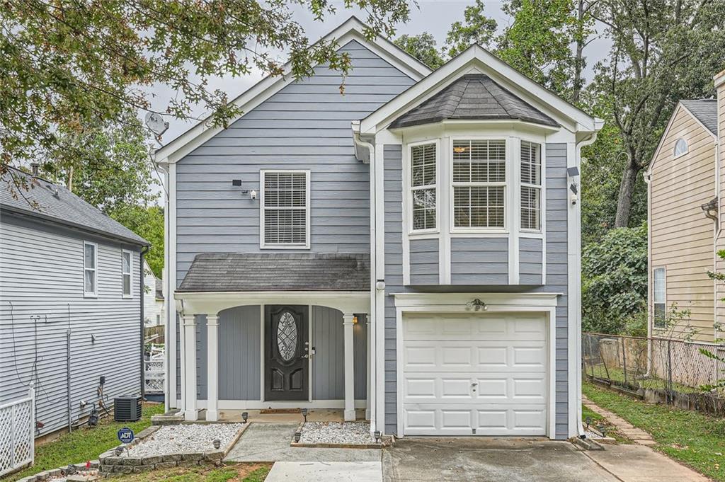 Holly Cir, Lawrenceville, GA 30044