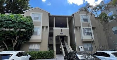 2-207 - 1725 Palm Cove Blvd, Condo with 2 bedrooms, 2 bathrooms and null parking in Delray Beach FL | Image 2