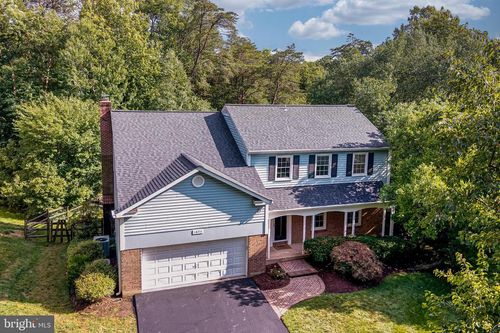 10711 Oldfield Dr, RESTON, VA, 20191-5215 | Card Image