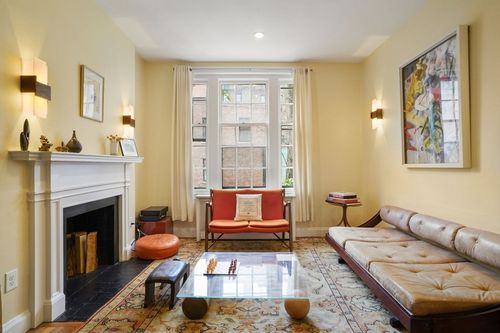 54 Brimmer St, Boston, MA, 02108 | Card Image