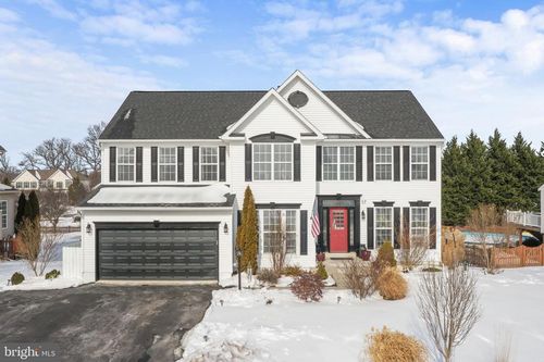 57 Glory Ridge Pl, KEARNEYSVILLE, WV, 25430-2823 | Card Image