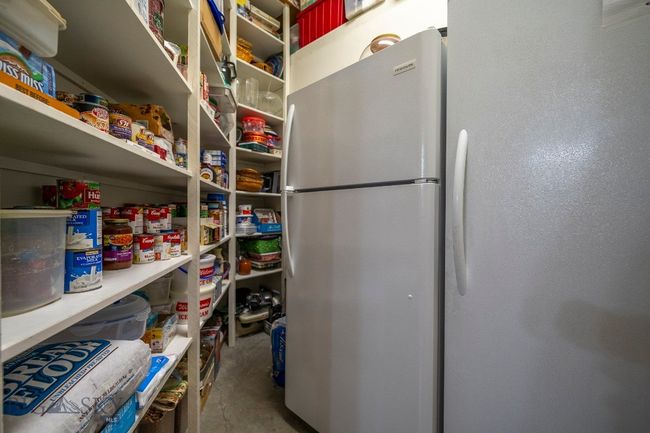 Large Pantry | Image 28