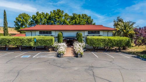 501 Parducci Rd, Ukiah, CA, 95482-3015 | Card Image