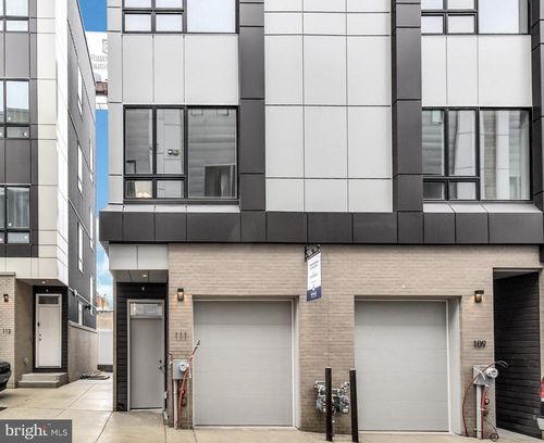 113 Olive St, PHILADELPHIA, PA, 19123-3105 | Card Image