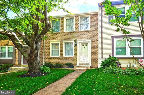 18045 Wagonwheel Ct, OLNEY, MD, 20832-2850 | Card Image
