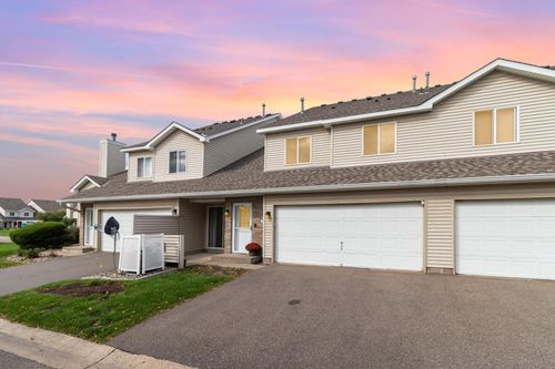 7783 Hemingway Ave S, Cottage Grove, MN, 55016-1893 | Card Image