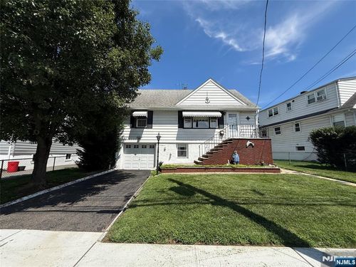 64 Eckel Rd, Little Ferry, NJ, 07643-2035 | Card Image